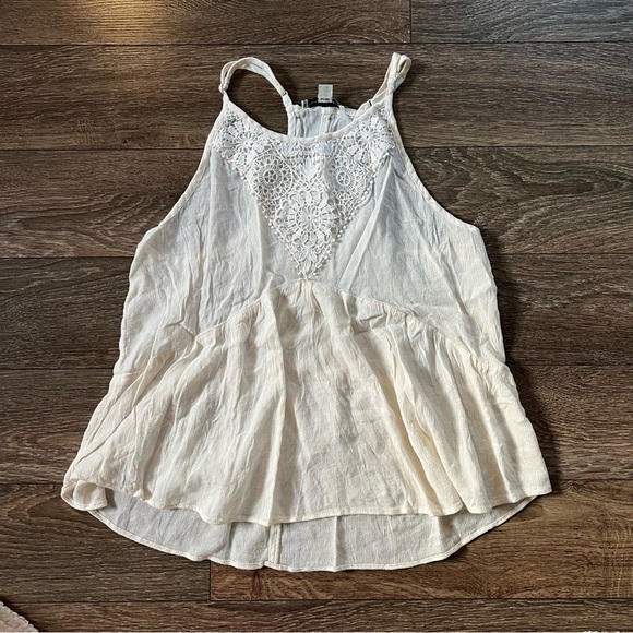 American Eagle Tank Top - Picture 4 of 8